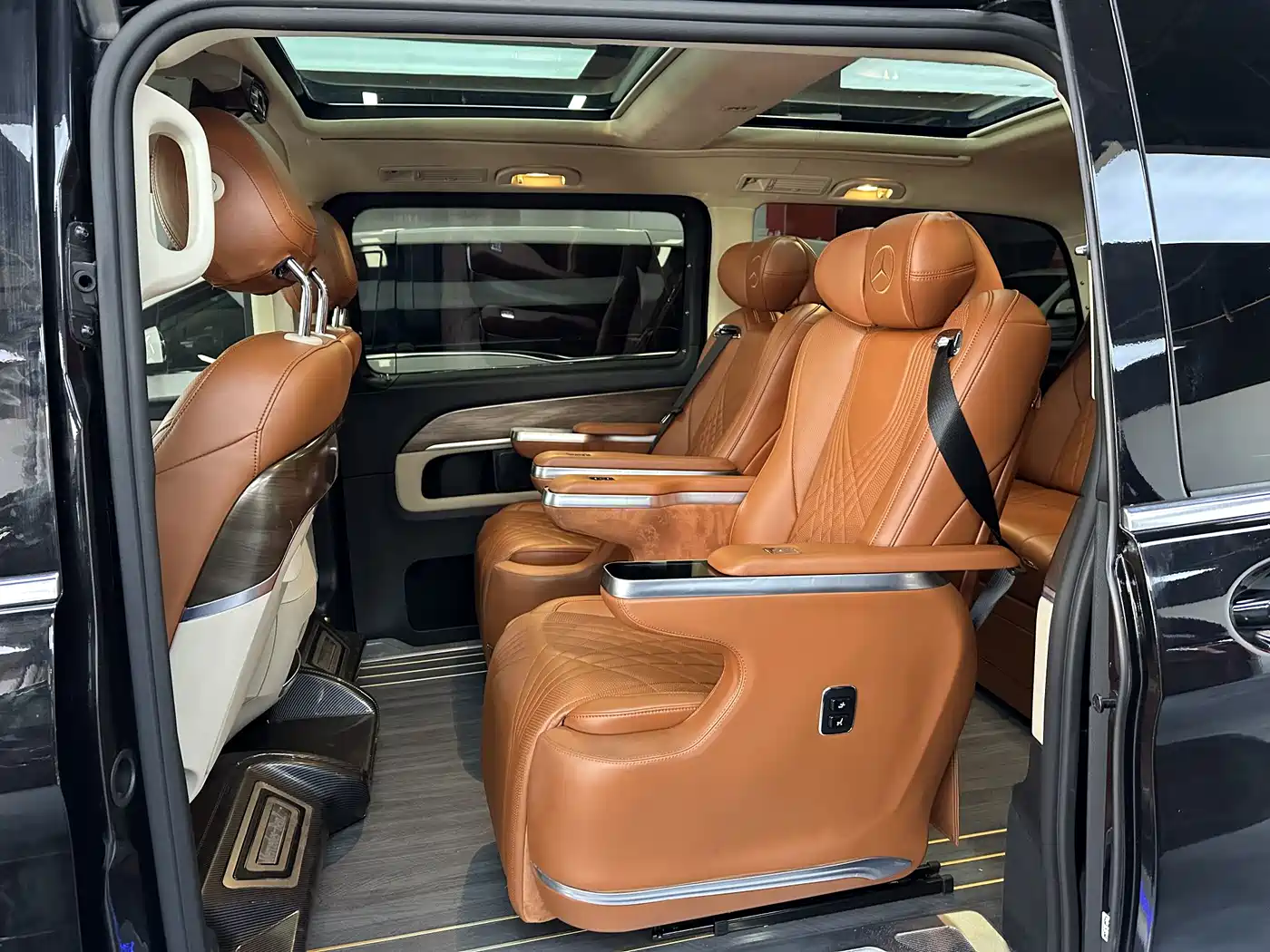 MERCEDES-BENZ V-CLASS