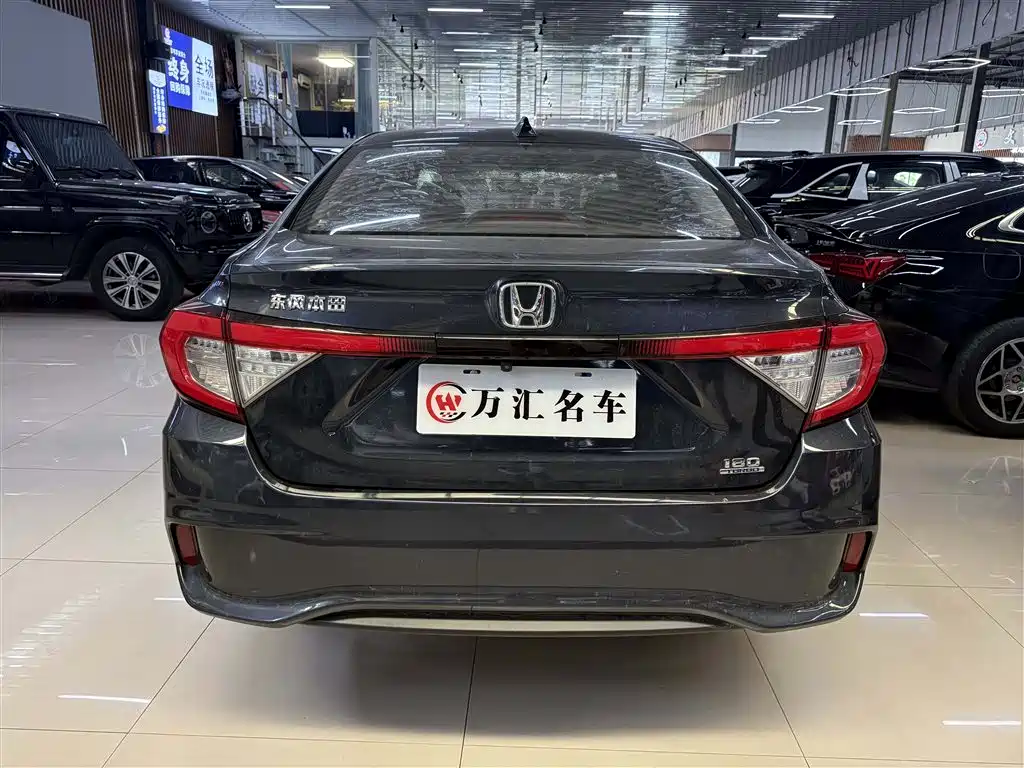 Honda ENVIX 2021 2019 180TURBO CVT Enjoyment China V