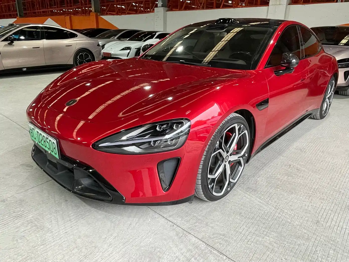 Photo 1 - Xiaomi SU7