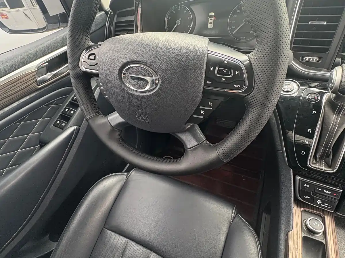 Photo 9 - GAC Trumpchi M8