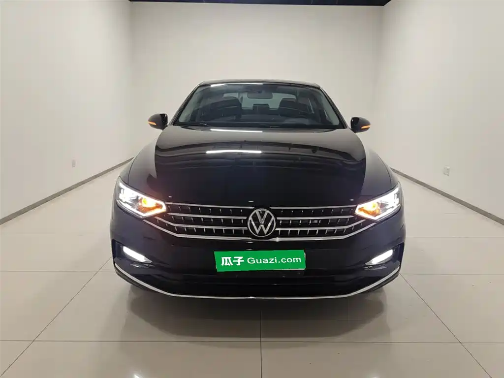 Volkswagen Magotan 2023 2 Million Units Commemorative Edition 280TSI DSG Comfort фото 3