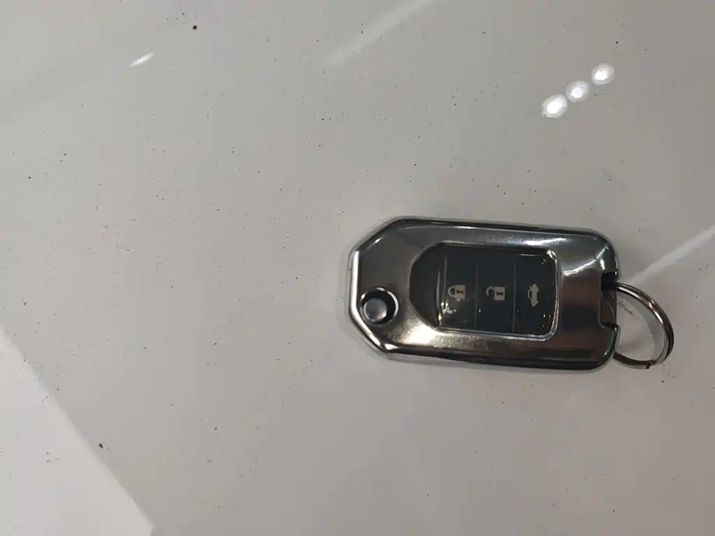 Honda Vezel 2015 2015 1.8L CVT FWD Elite
