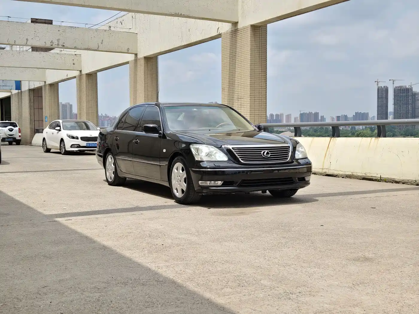 Lexus LS 2006 2005 430