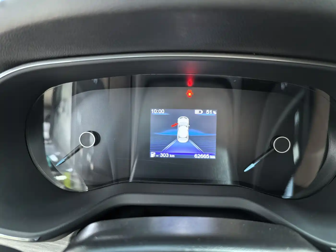 Hongqi E-QM5 2023 620km PLUS фото 10