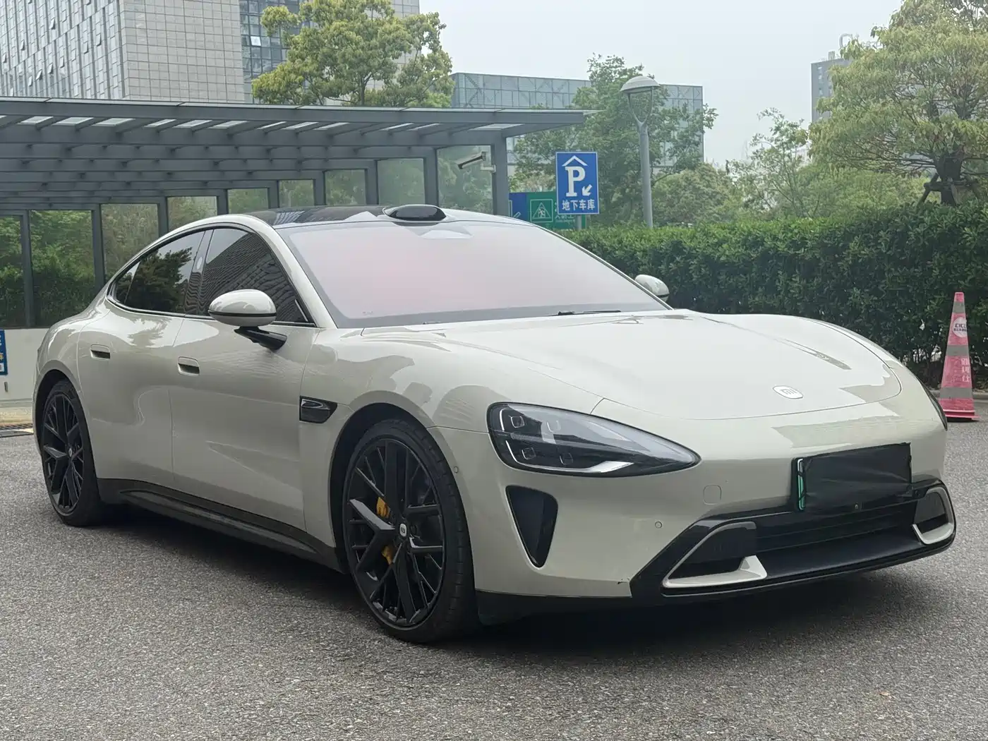 Xiaomi Auto Xiaomi SU7 2024 AWD Extended Range Advanced Smart Driving Max Edition фото 3