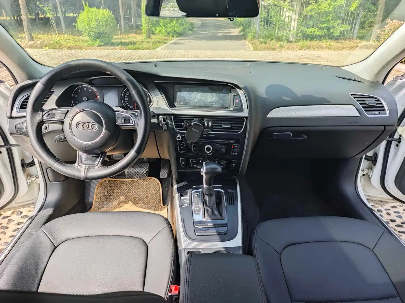 Audi A4L 2013 35 TFSI Automatic Standard фото 7