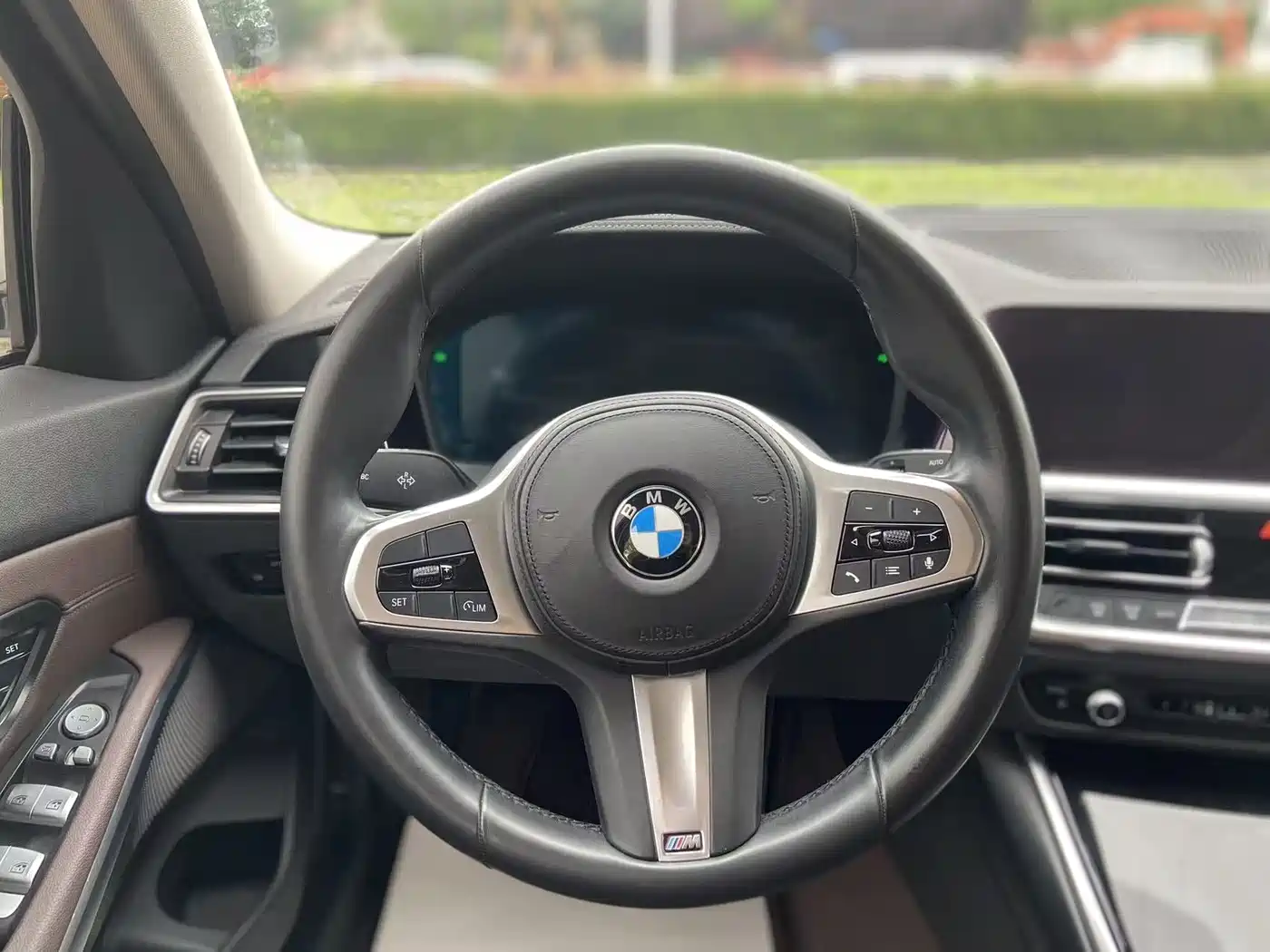 BMW 3 Series 2020 320Li M Sport Package фото 7