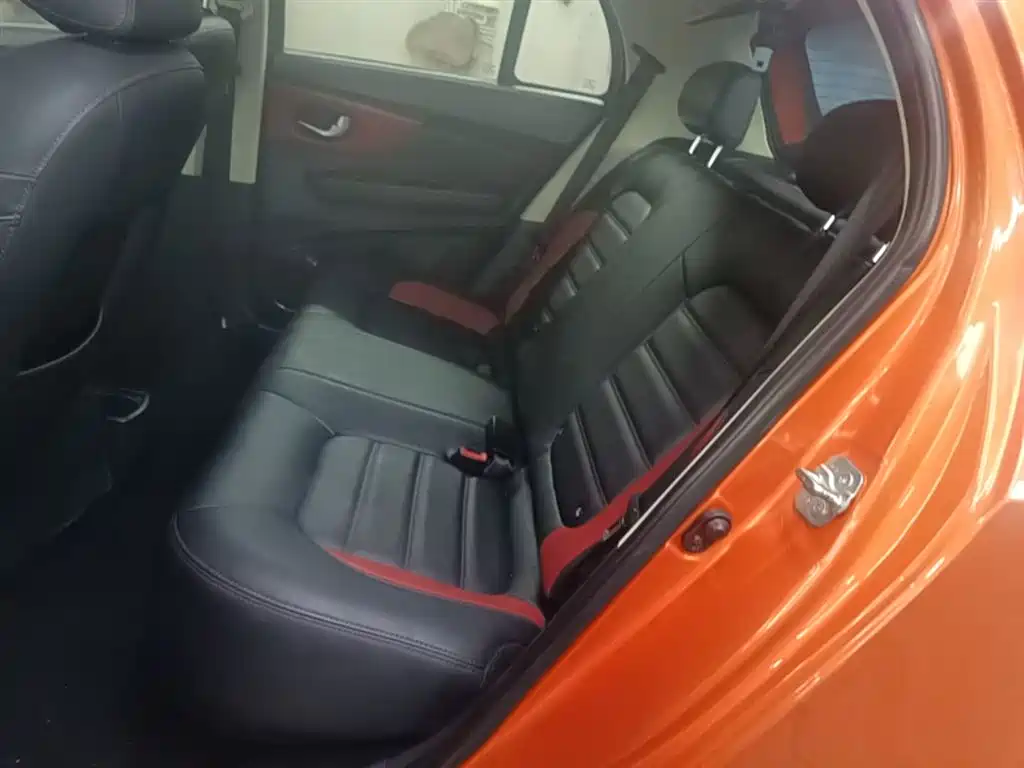 Haval H1 2016 Blue Label 1.5L Manual Luxury фото 17