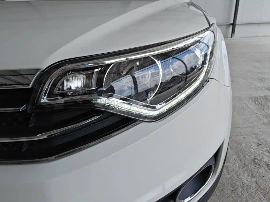 FAW Senya R7 2018 2017 Model 1.6L Automatic Smart