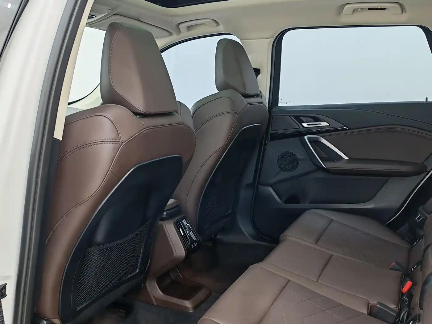 BMW X1 2023 sDrive20Li X Design Package фото 8