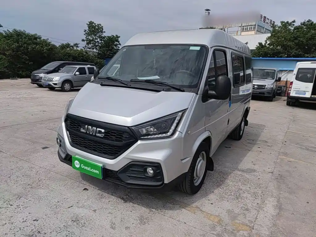 Jiangling Tesun 2019 2.8T Commercial Short Wheelbase Medium Roof 6-Seater China VI JX493