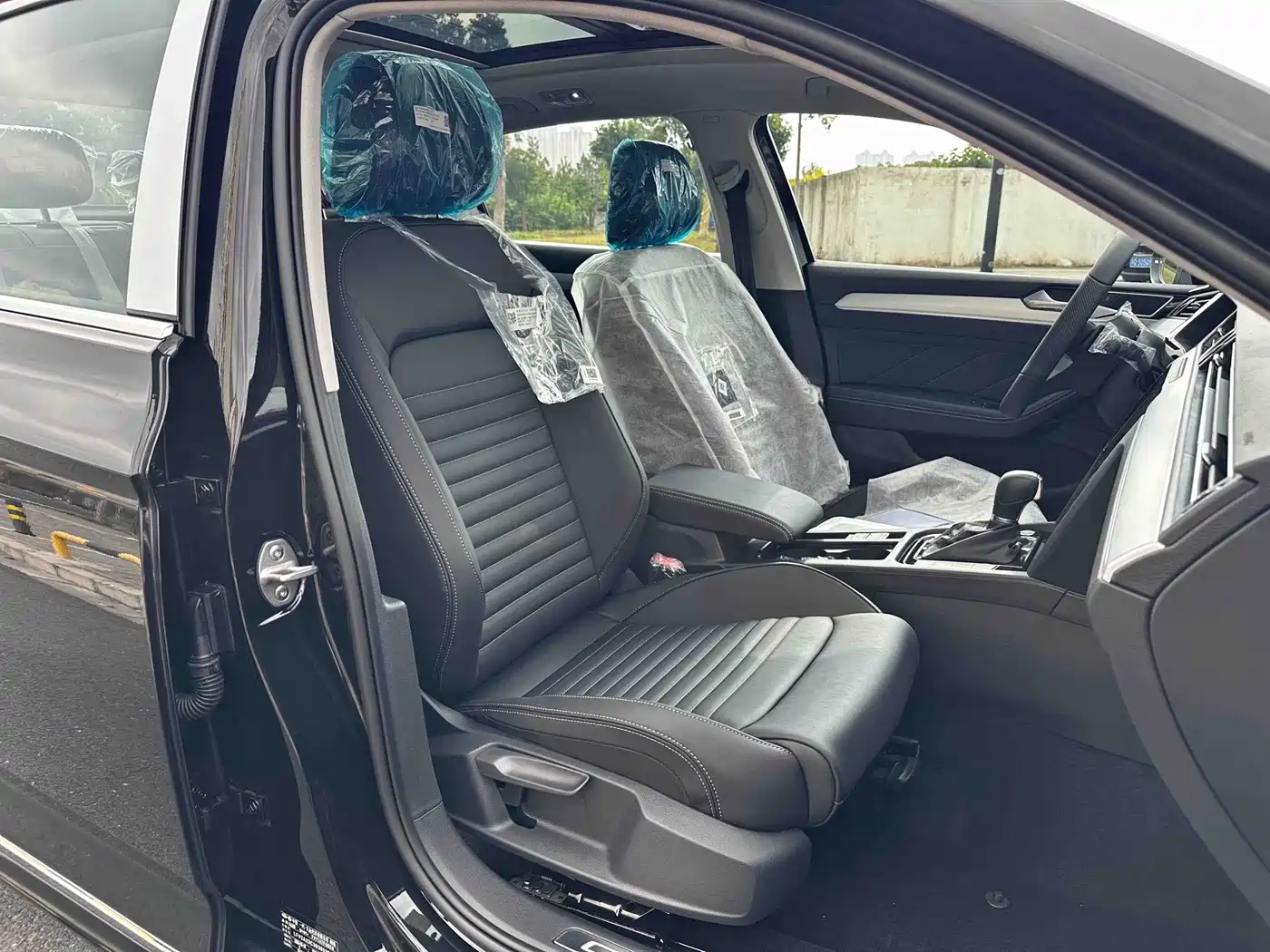 Volkswagen Magotan 2026 2025 Popular Edition 280TSI DSG Comfort