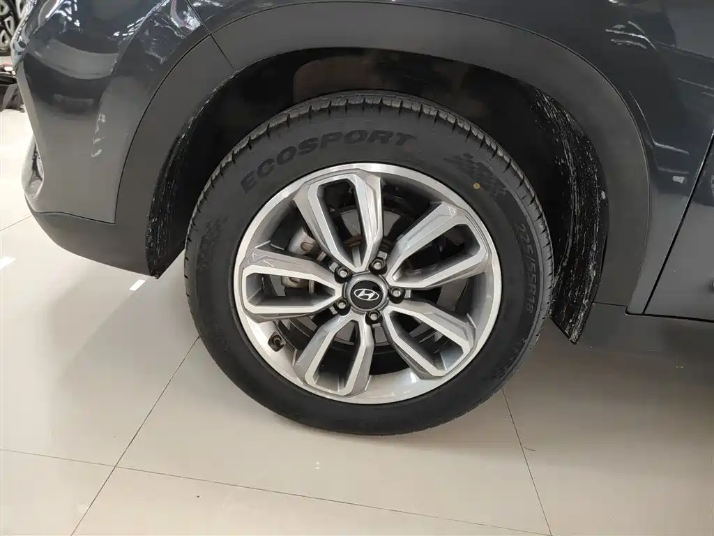 Hyundai Beijing Hyundai ix35 2019 2.0L Automatic 2WD Zhiyong·Smooth Enjoy China VI фото 23