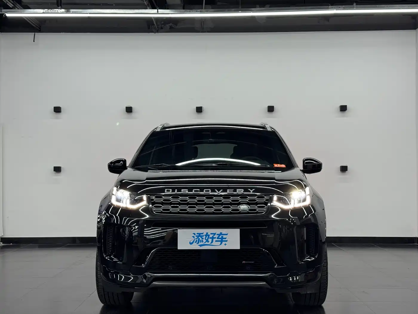 Land Rover Discovery Sport 2023 249PS R-Dynamic S Performance Version фото 2