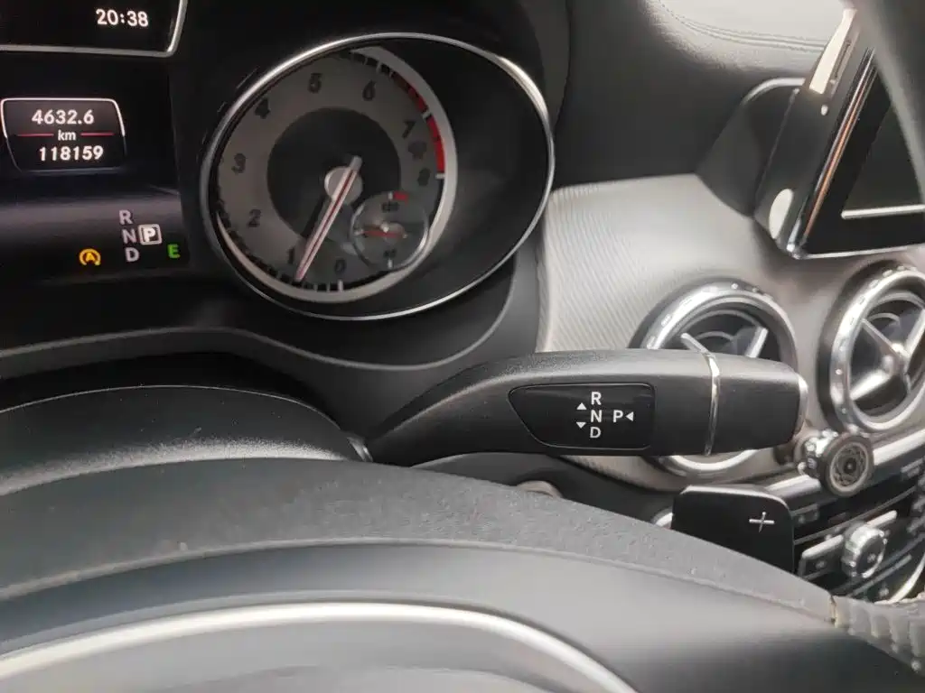 Mercedes-Benz GLA 2015 2015 GLA 200 Fashion