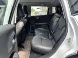 Фото 14 - Jeep Compass