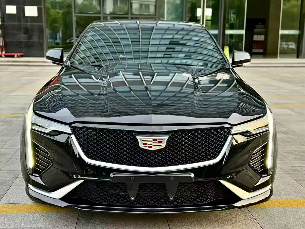 Cadillac CT4 2023 25T Fashion Edition фото 3