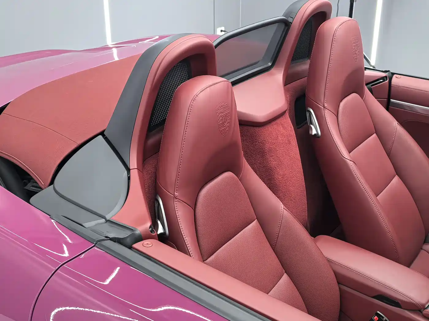 Porsche 718 2022 Boxster 2.0T фото 13