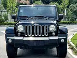 Фото 2 - Jeep Wrangler