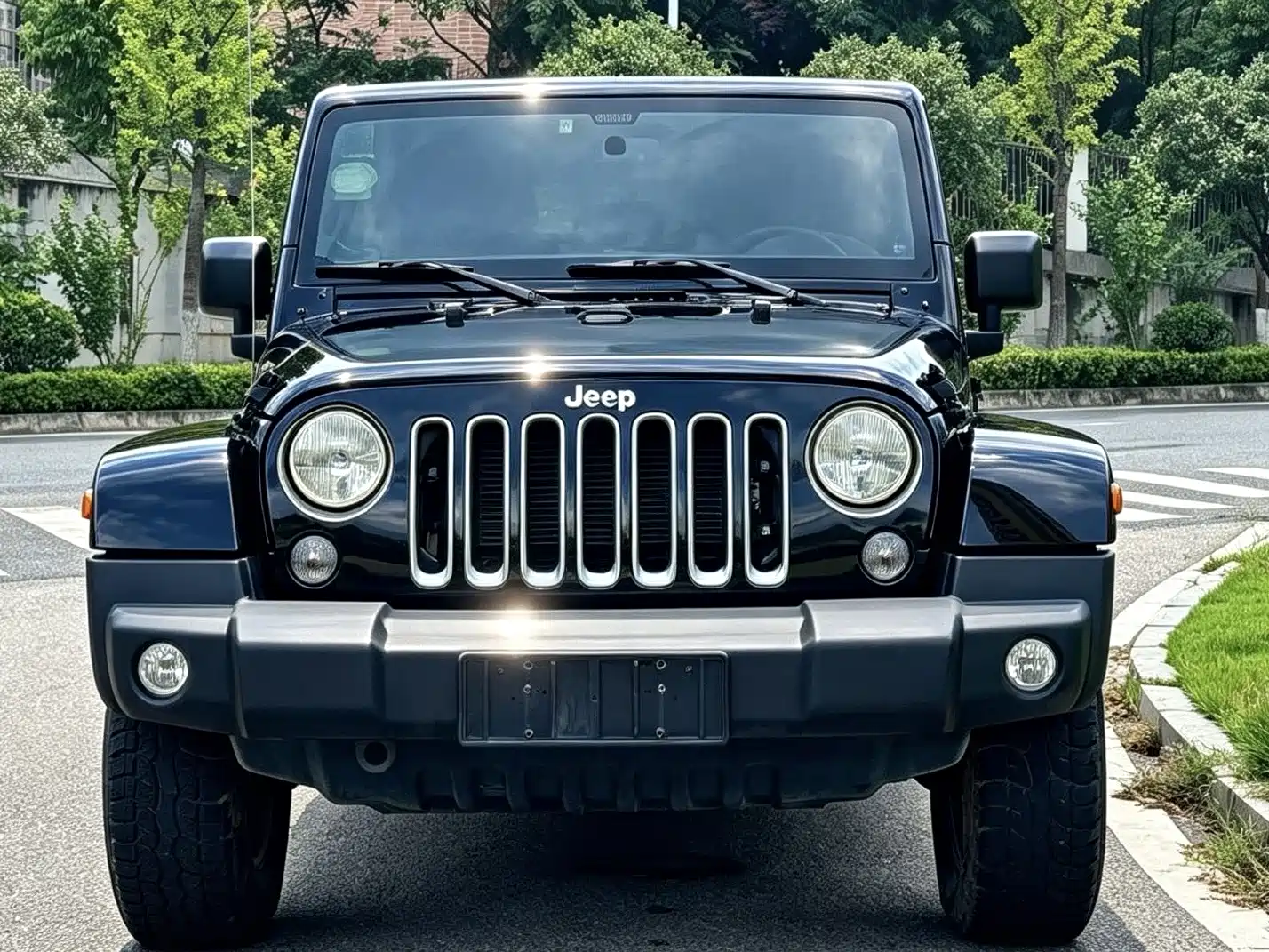 Фото 2 - Jeep Wrangler