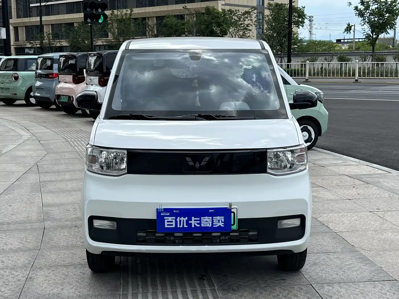 Фото 2 - Wuling Motors Hongguang MINIEV