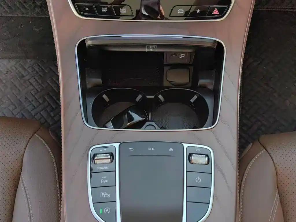 Mercedes-Benz E-Class 2021 E 300 L Fashion фото 11