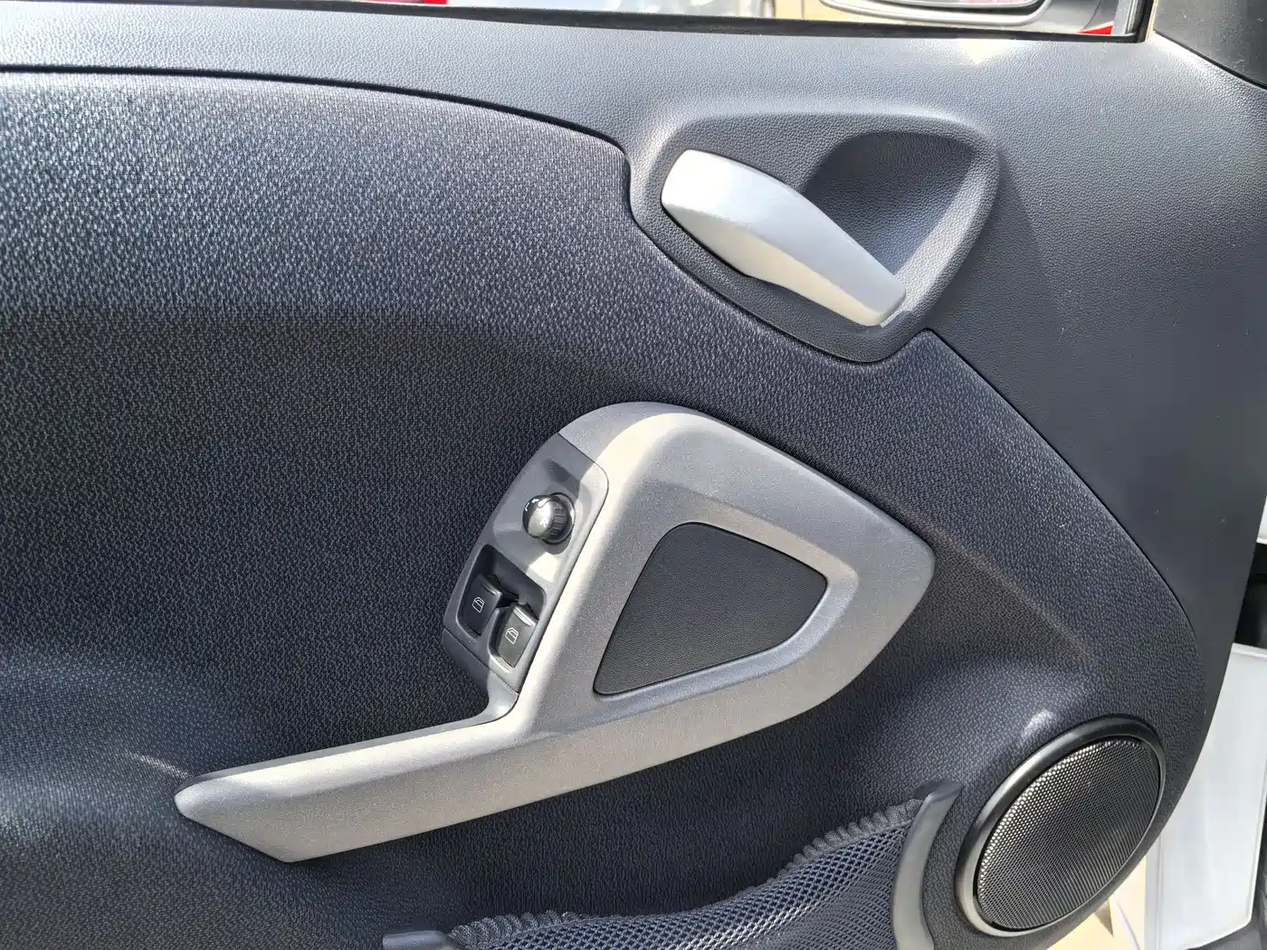 smart fortwo 2015 2014 1.0T Convertible BoConcept Special Edition