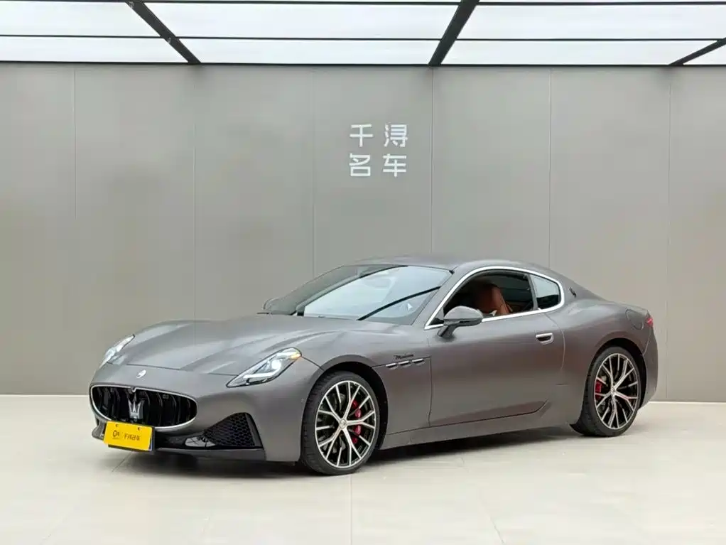 Maserati GranTurismo 2024 2023 3.0T Modena