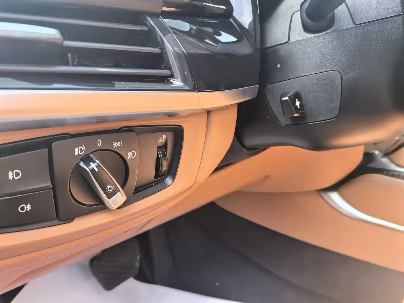 BMW X6 2015 xDrive28i фото 11
