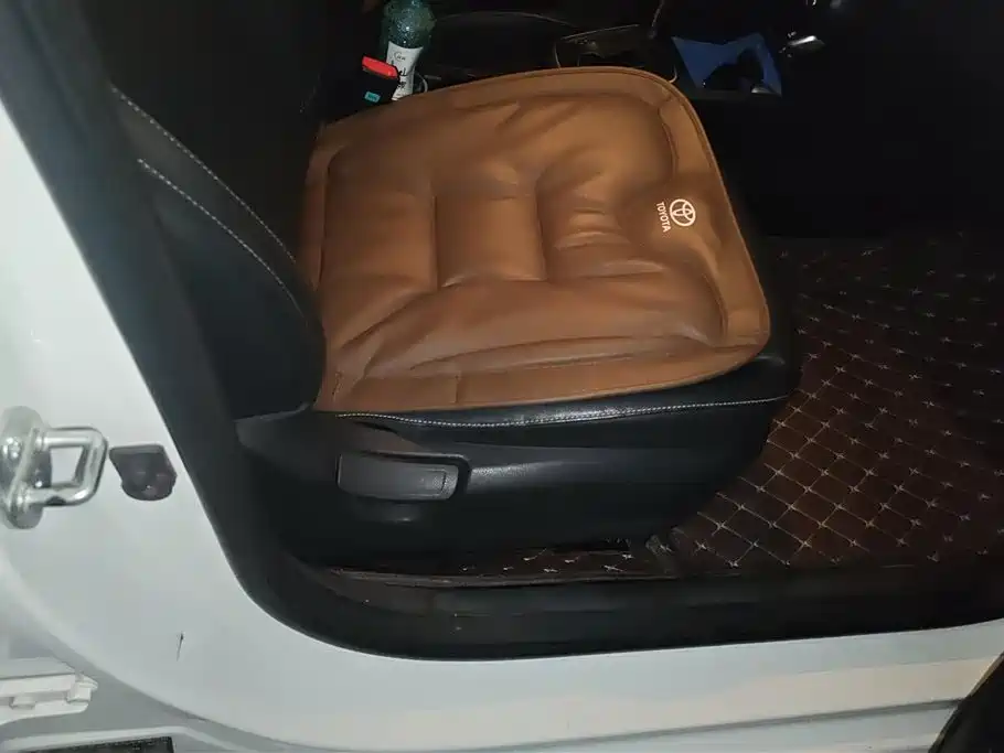 KIA K2