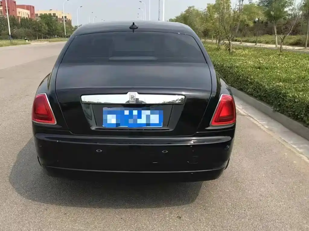 Фото 3 - Rolls-Royce Ghost