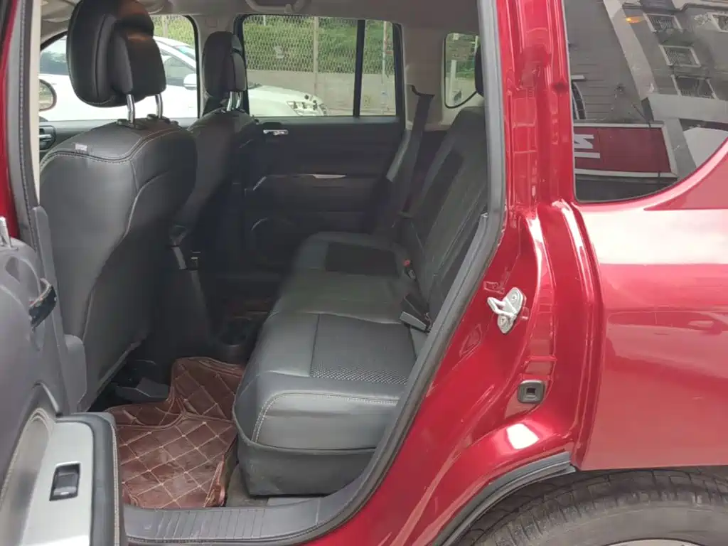 Jeep Compass (Import) 2014 2014 Facelift 2.4L 4WD Comfort Edition