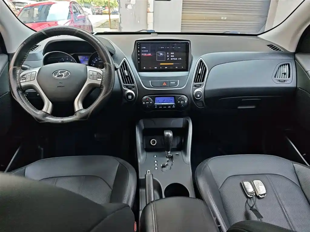 Hyundai Beijing Hyundai ix35 2015 2.0L Automatic 2WD Smart Type China IV фото 10