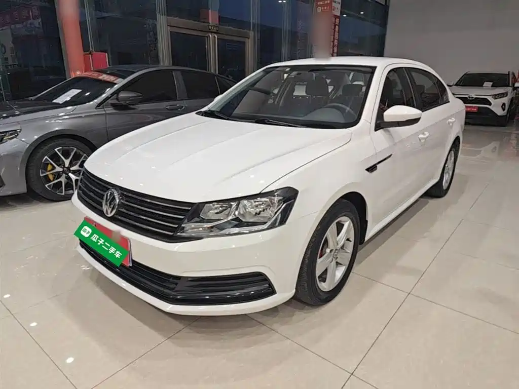 Volkswagen Lavida 2017 1.6L Automatic Trend Edition фото 2