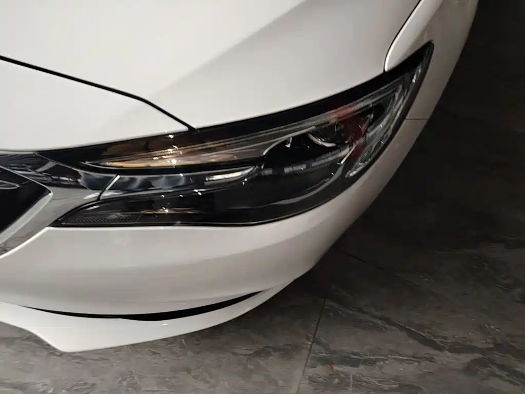 Фото 24 - Buick Excelle