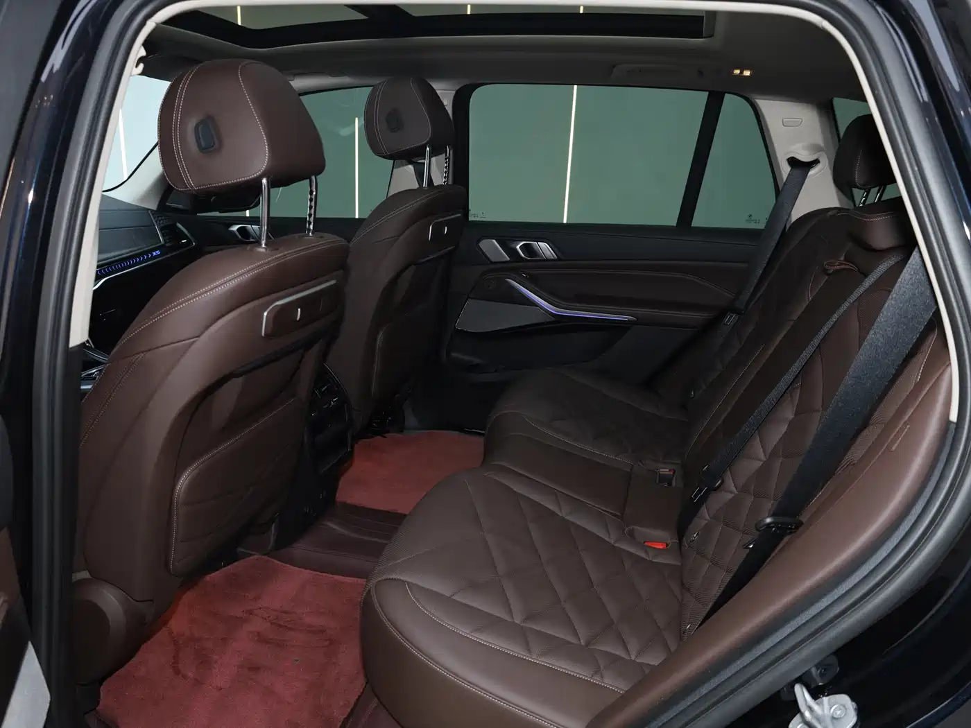 BMW X5 2023 xDrive 30Li Premium M Sport Black Night Package фото 22