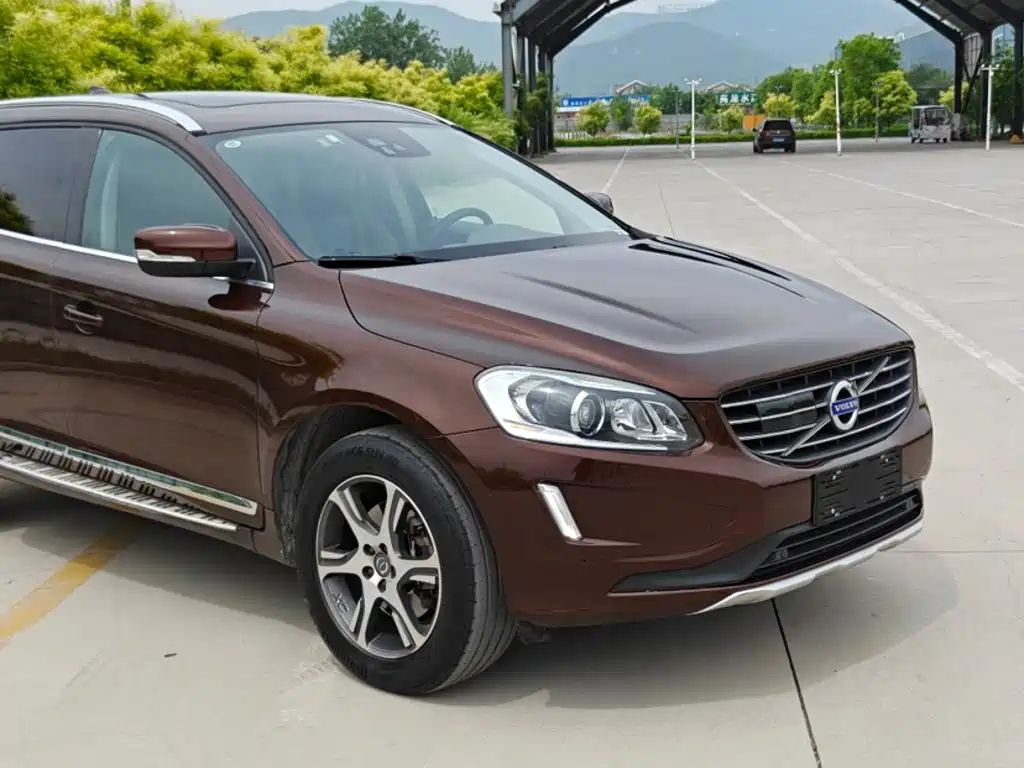 Volvo XC60 (Import) 2014 2014 Facelift T5 Elegance