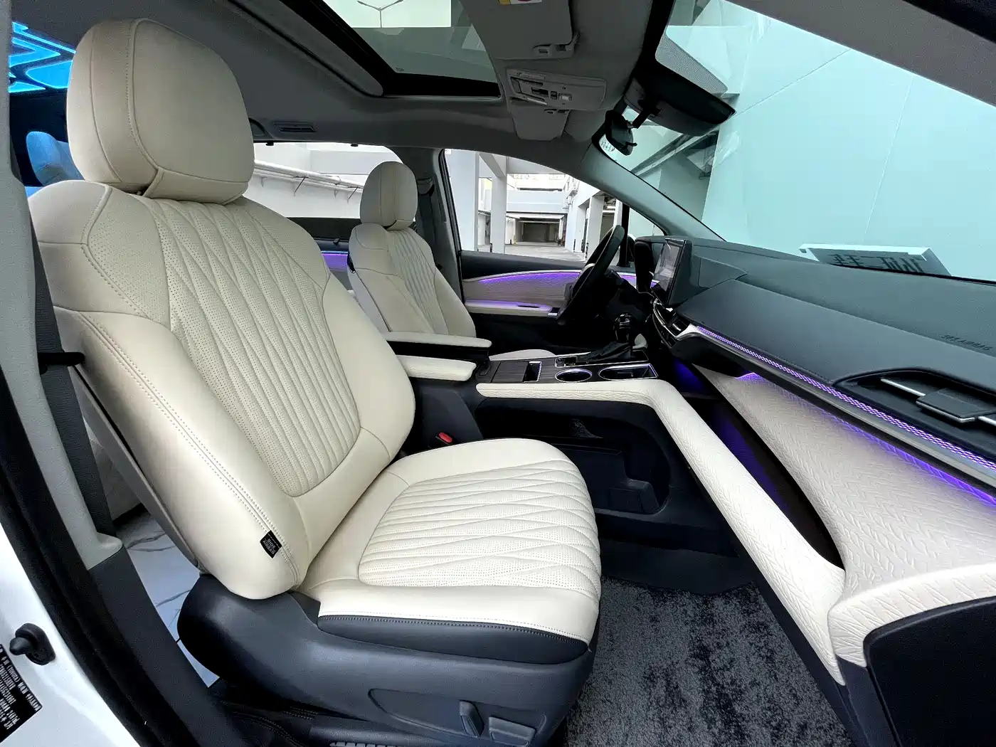 Toyota Sienna 2024 2.5L Hybrid Comfort Edition фото 10
