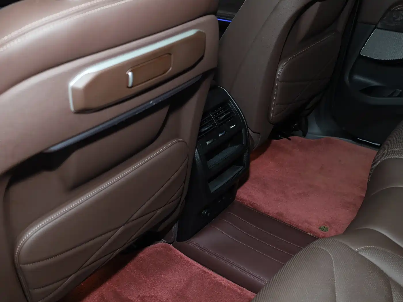 BMW X5 2023 xDrive 30Li Premium M Sport Black Night Package фото 12
