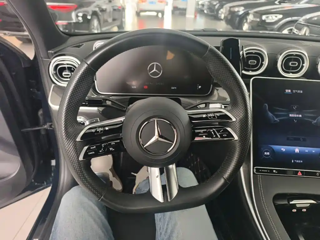 Фото 11 - Mercedes-Benz C-Class