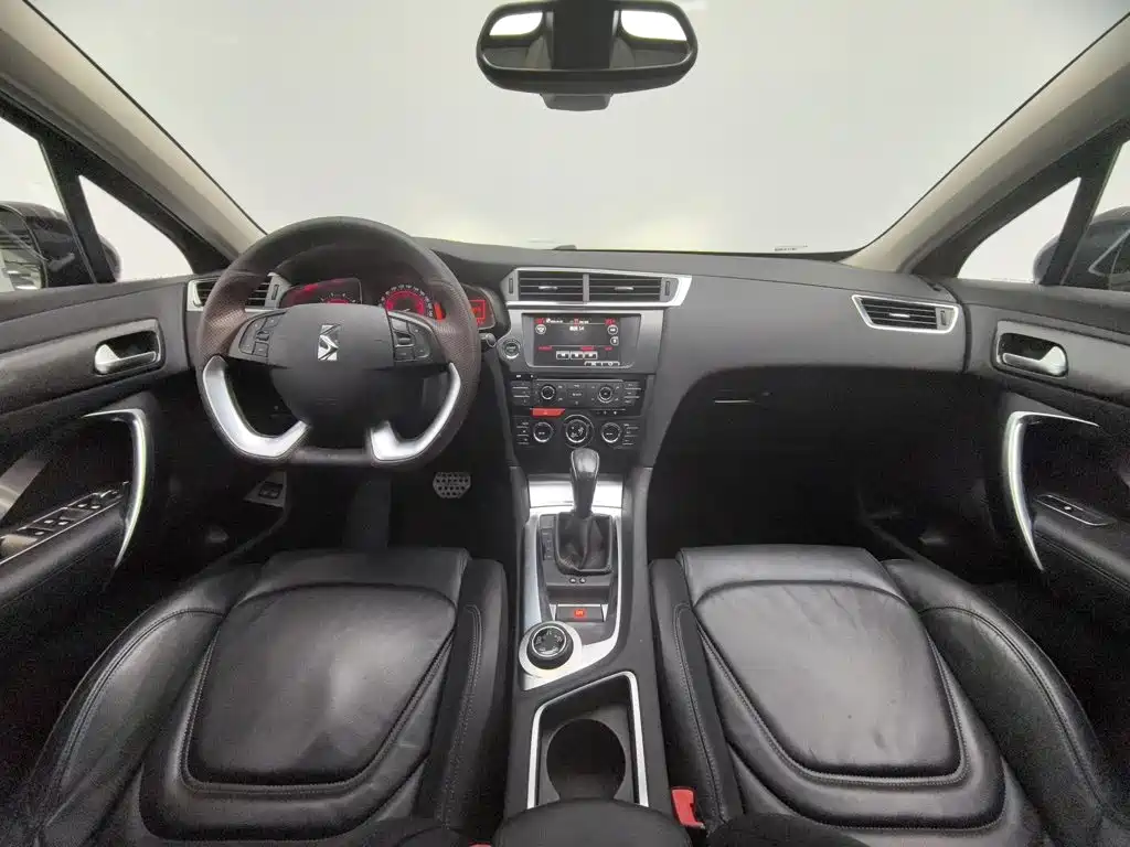 DS 6 2015 2014 1.6T Luxury Edition THP160