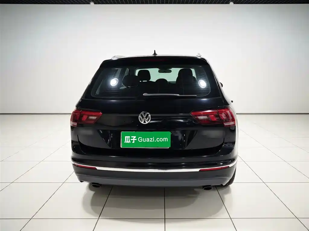 Volkswagen Tiguan L 2019 Facelift 330TSI Auto 2WD Smart Luxury China VI фото 6