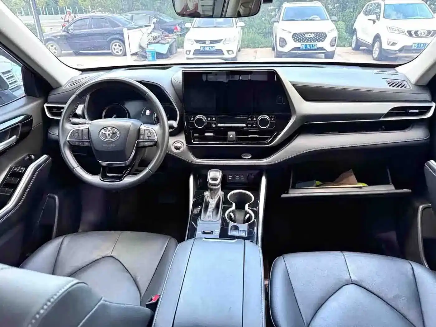 Toyota Highlander 2024 2023 2.5L Smart Hybrid Dual Engine AWD Premium 7-Seater