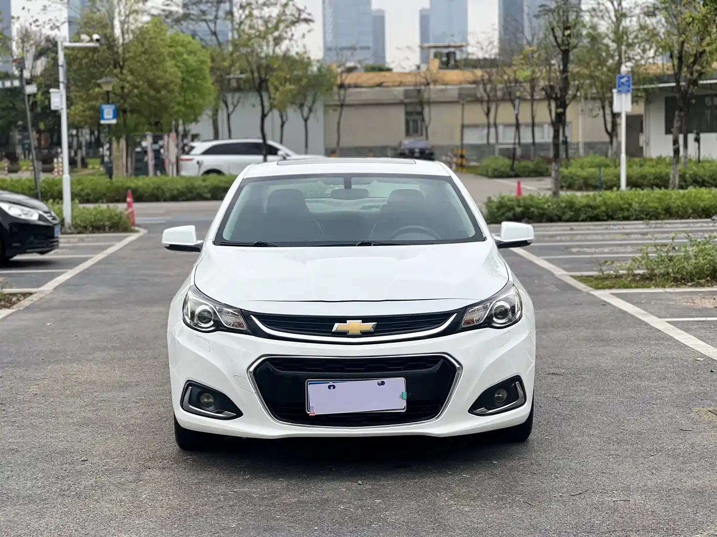 Chevrolet Malibu 2018 530T Automatic Luxury Edition фото 2