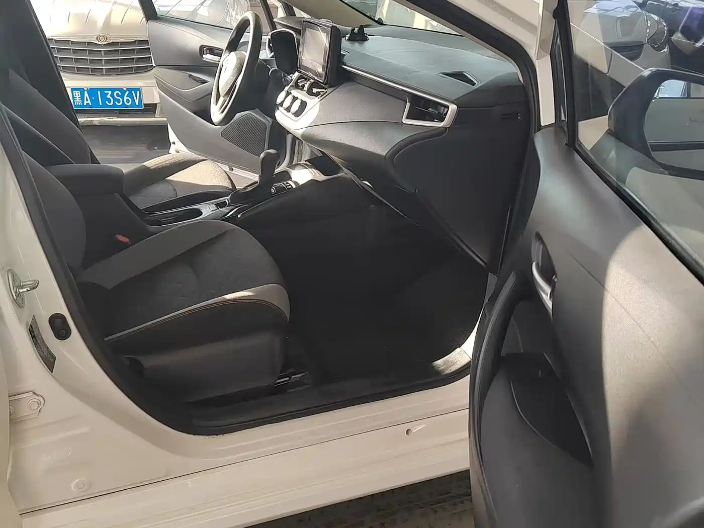 Toyota Corolla 2023 1.2T Pioneer Edition фото 8