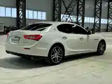 Photo 5 - Maserati Ghibli