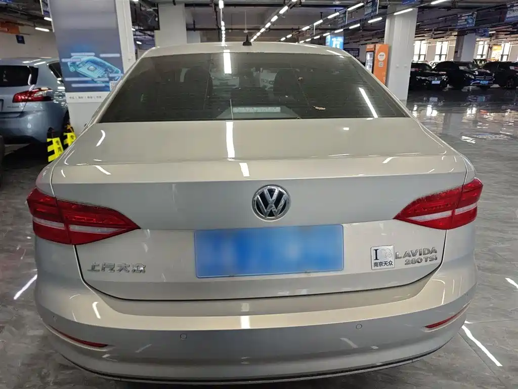 Volkswagen Lavida 2018 280TSI DSG Comfort Edition China V фото 4