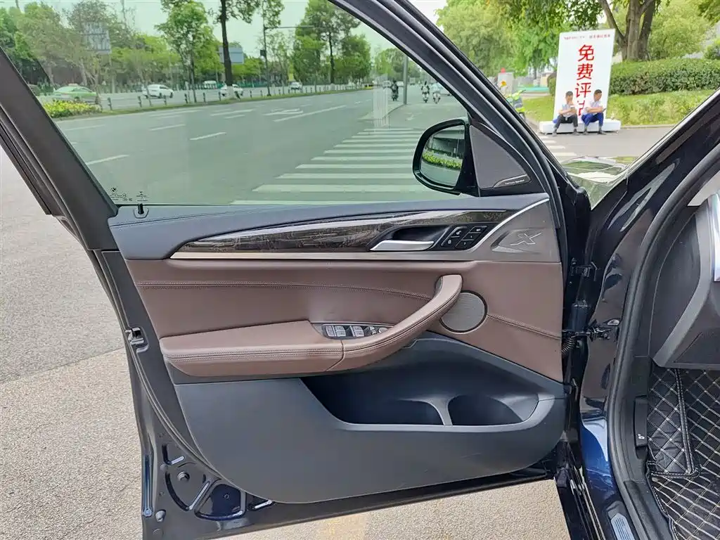 BMW X3 2021 xDrive30i Leading M Sport Package фото 6