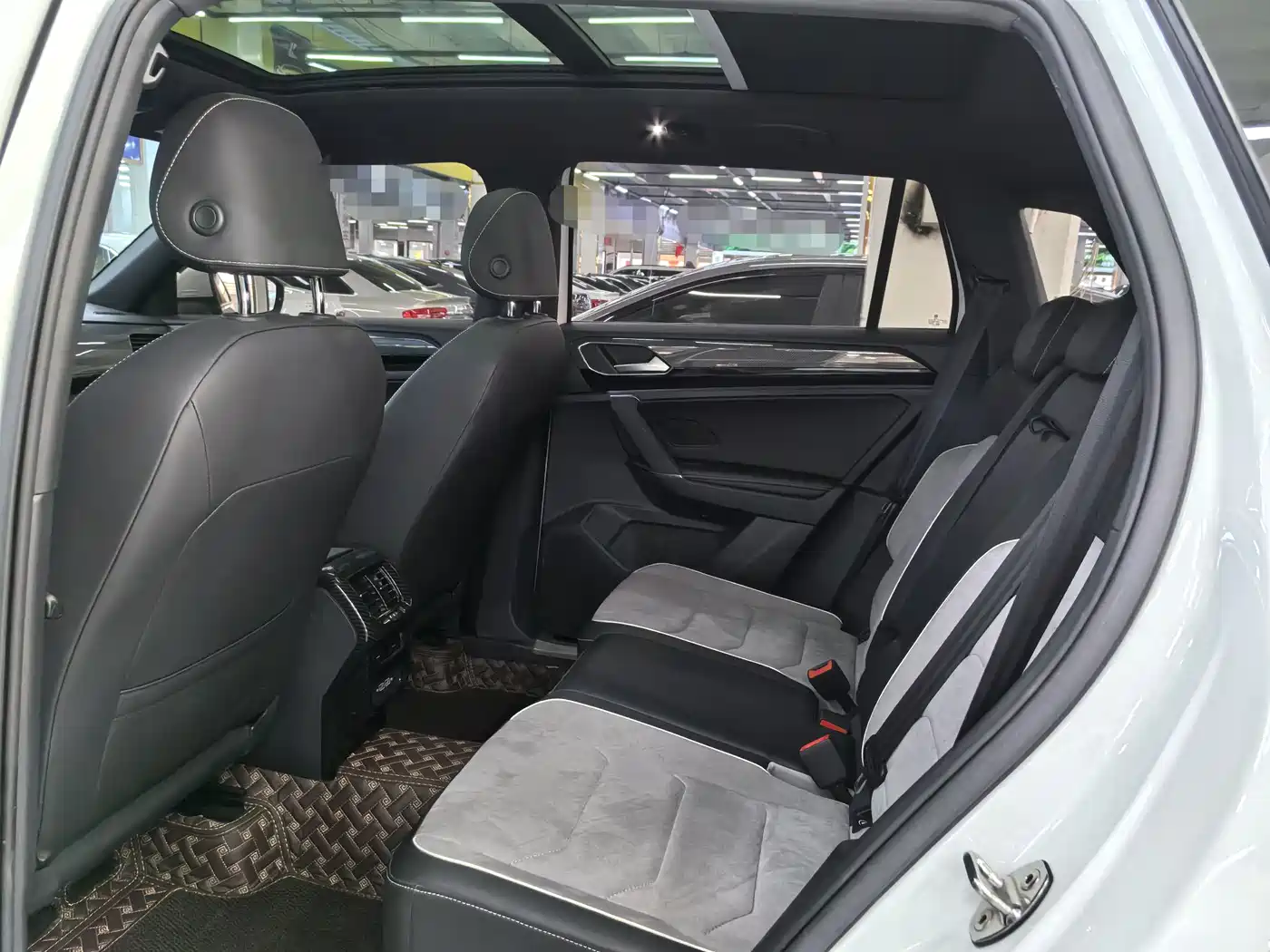 Volkswagen Tayron 2019 380TSI 4WD R-Line China VI фото 11