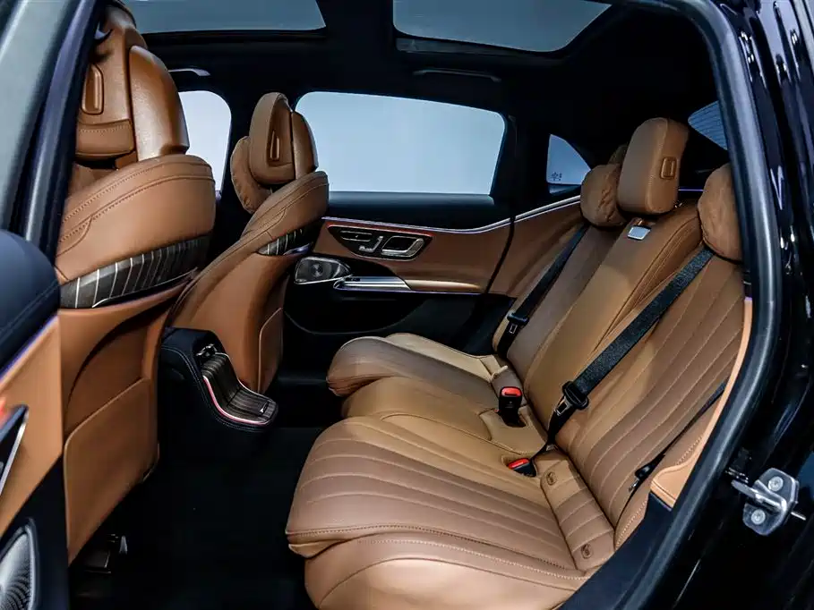 Mercedes-Benz E-Class 2025 Facelift E 300 L Luxury фото 10